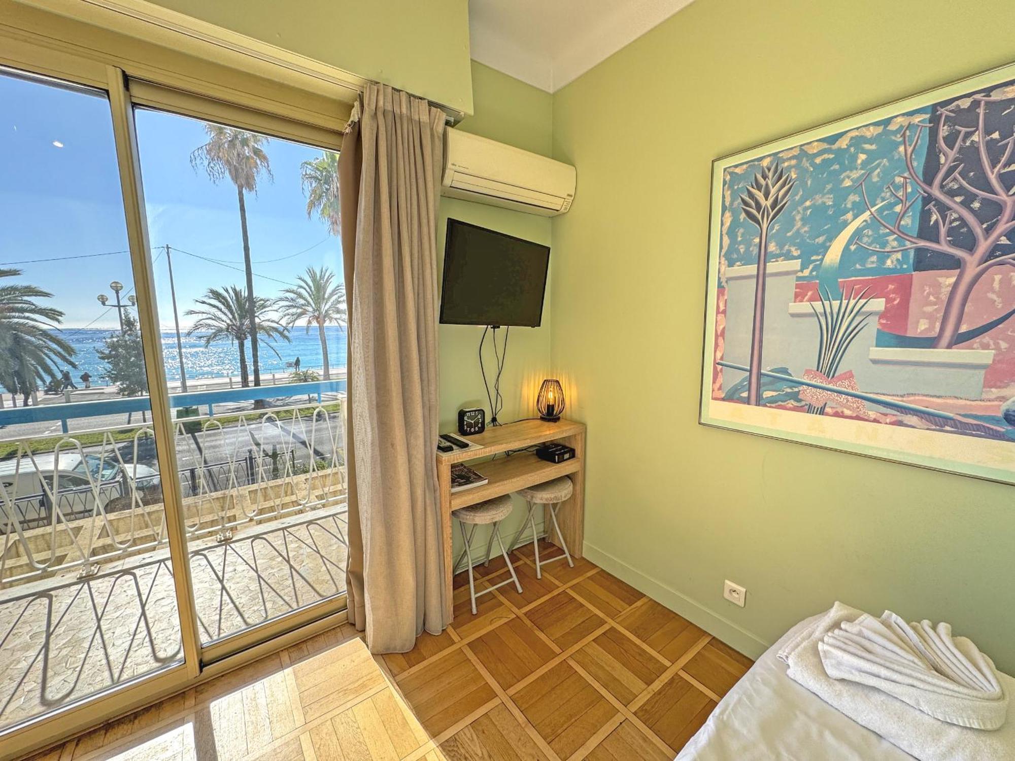 Promenade Holiday - Suffren Beach 尼斯 外观 照片